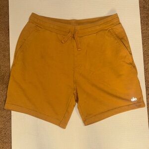 ALO Yoga Men's Mustard Drawstring Athletic Shorts